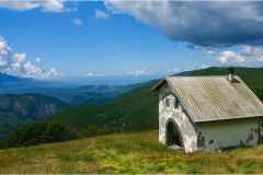 224-  -Appennino dalla  Focerella al Passo delle Radici - rifugio-Prado-2