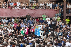  Armi e  armature al palio di Siena A.D. 2015