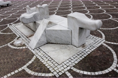 10-    Pontedera arte   Pz. Martiri-della-liberta