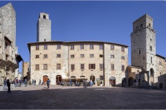 350 - San Gimignano -Per le strade